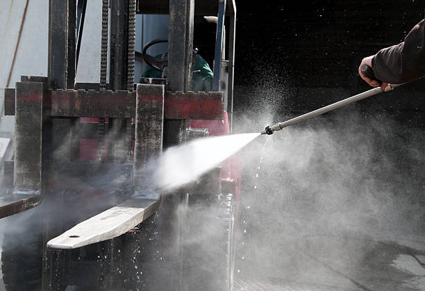 Best Driveway Pressure Washing  in Leonard, TX